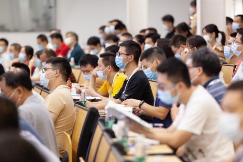 碰撞智造思维，直击2022富士康SIP汽车电子技术交流大会 技术服务新范式